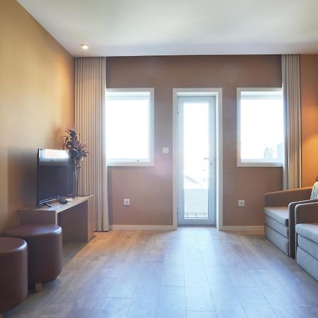Spot Family Apartments Порту Экстерьер фото
