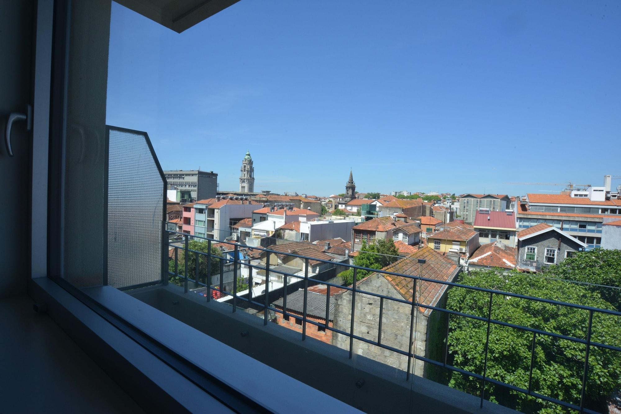 Spot Family Apartments Порту Экстерьер фото