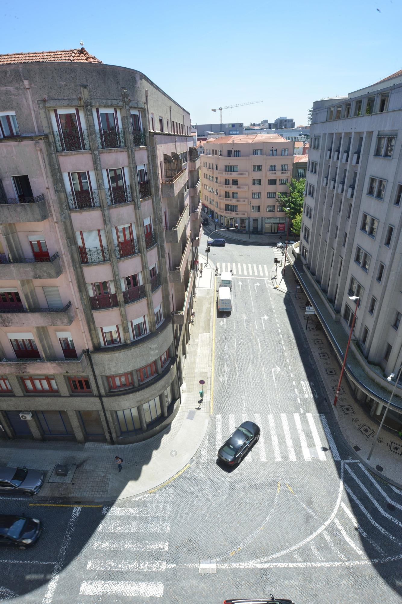 Spot Family Apartments Порту Экстерьер фото