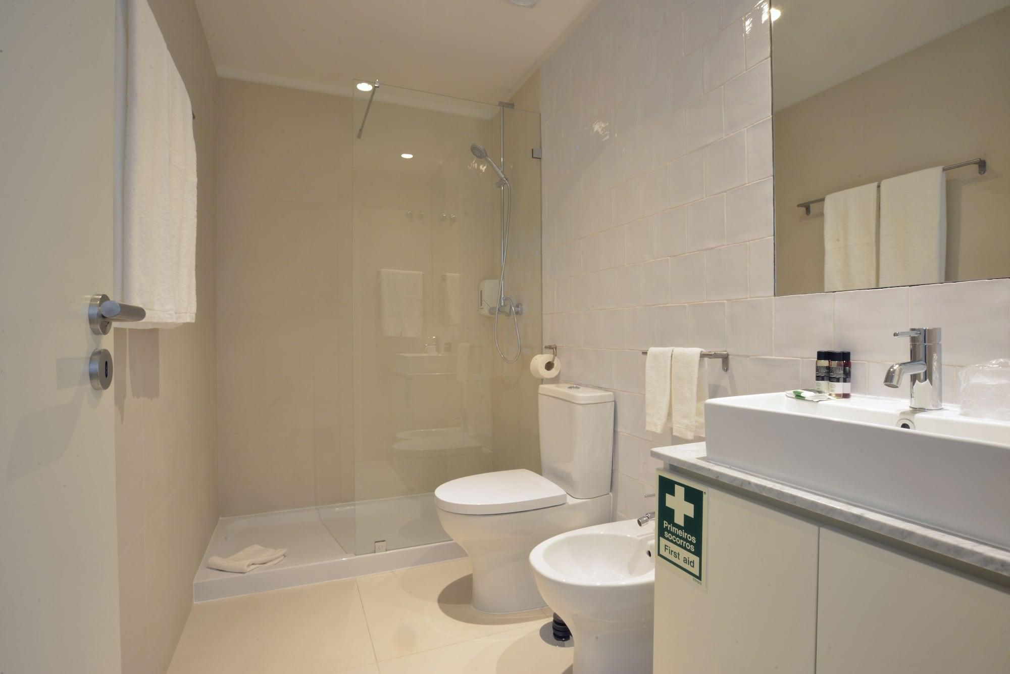 Spot Family Apartments Порту Экстерьер фото