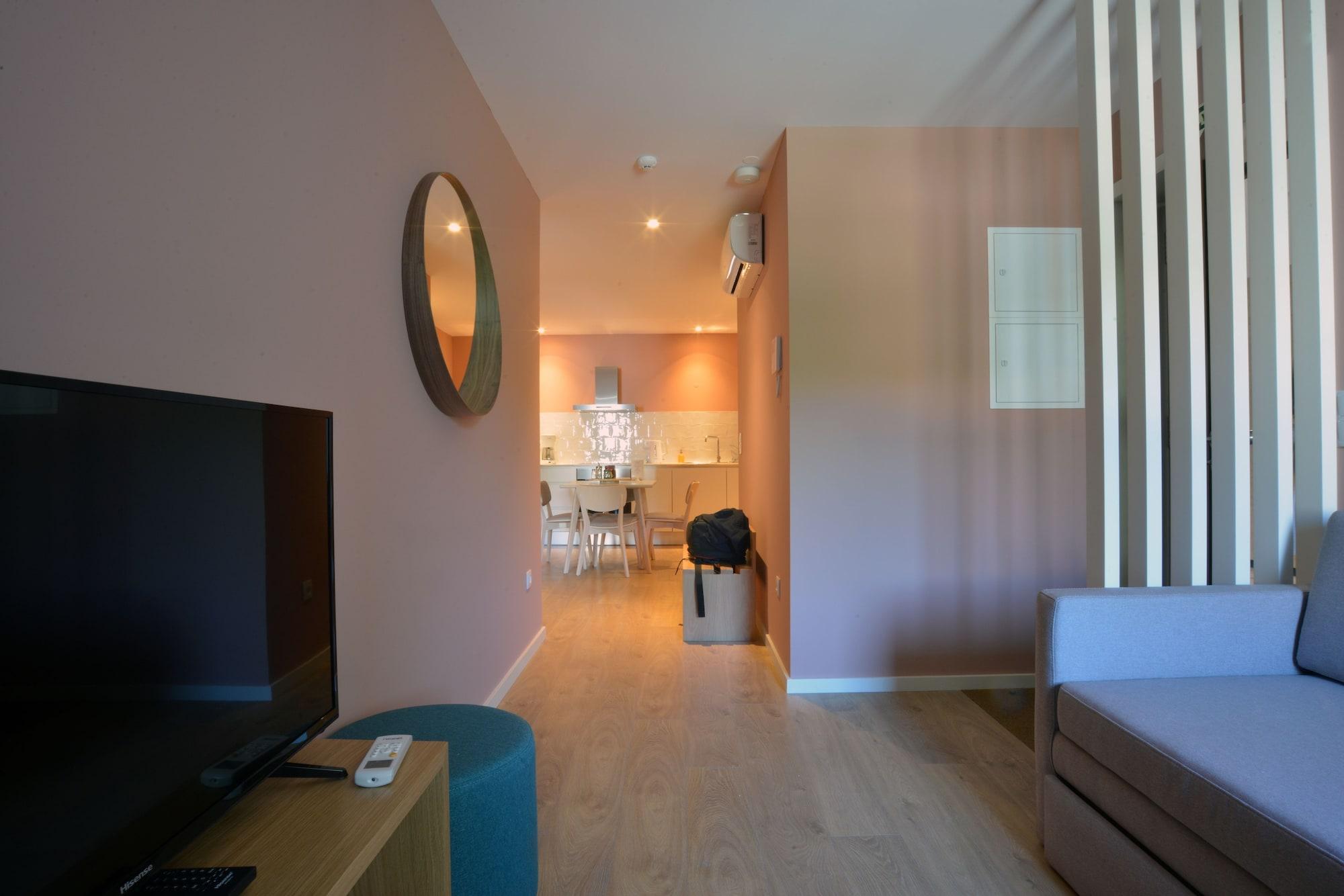 Spot Family Apartments Порту Экстерьер фото