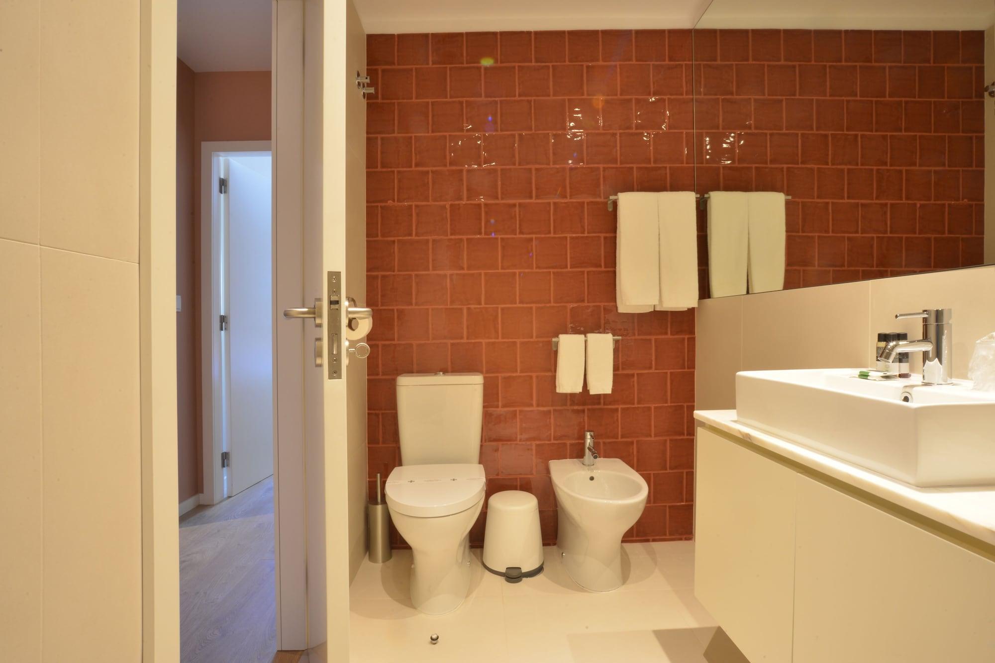 Spot Family Apartments Порту Экстерьер фото
