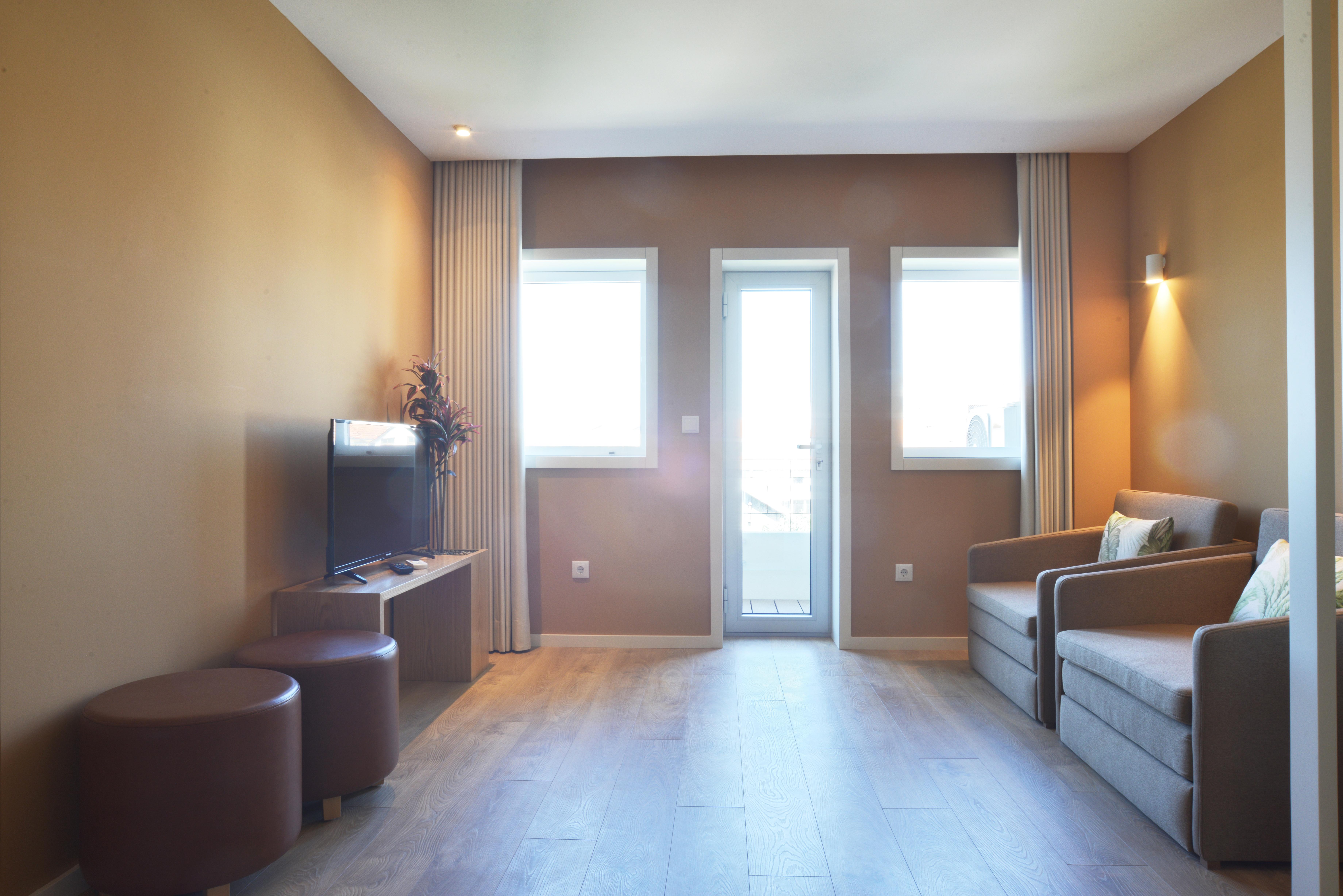 Spot Family Apartments Порту Экстерьер фото