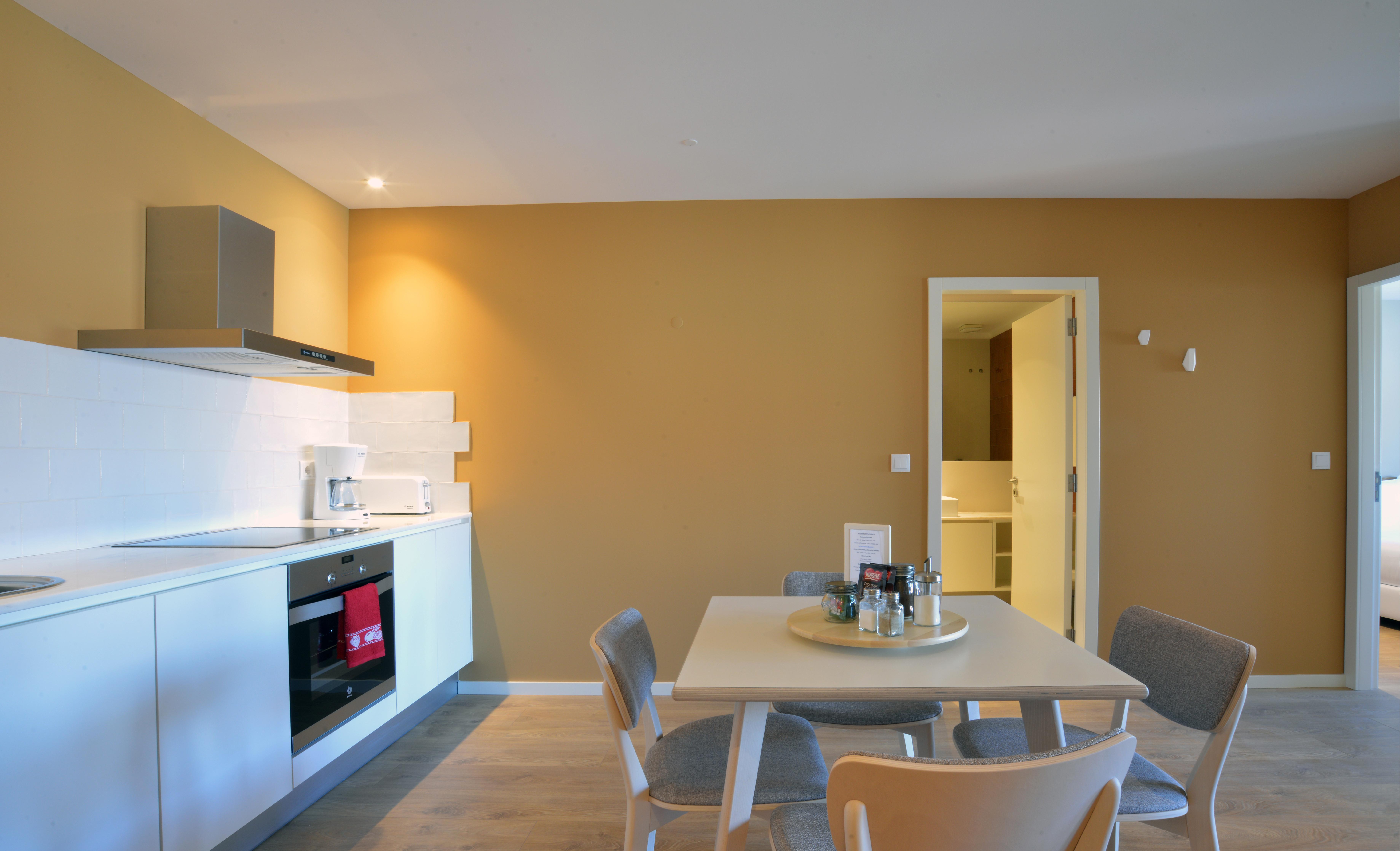 Spot Family Apartments Порту Экстерьер фото