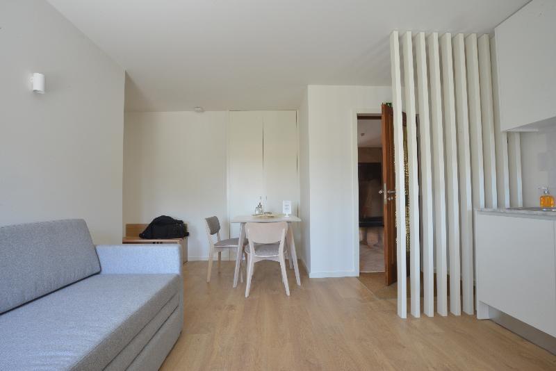 Spot Family Apartments Порту Экстерьер фото