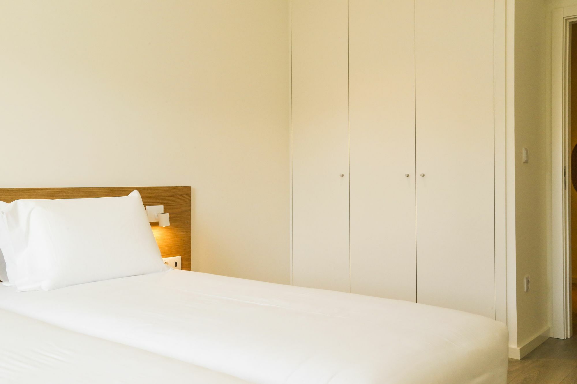 Spot Family Apartments Порту Экстерьер фото
