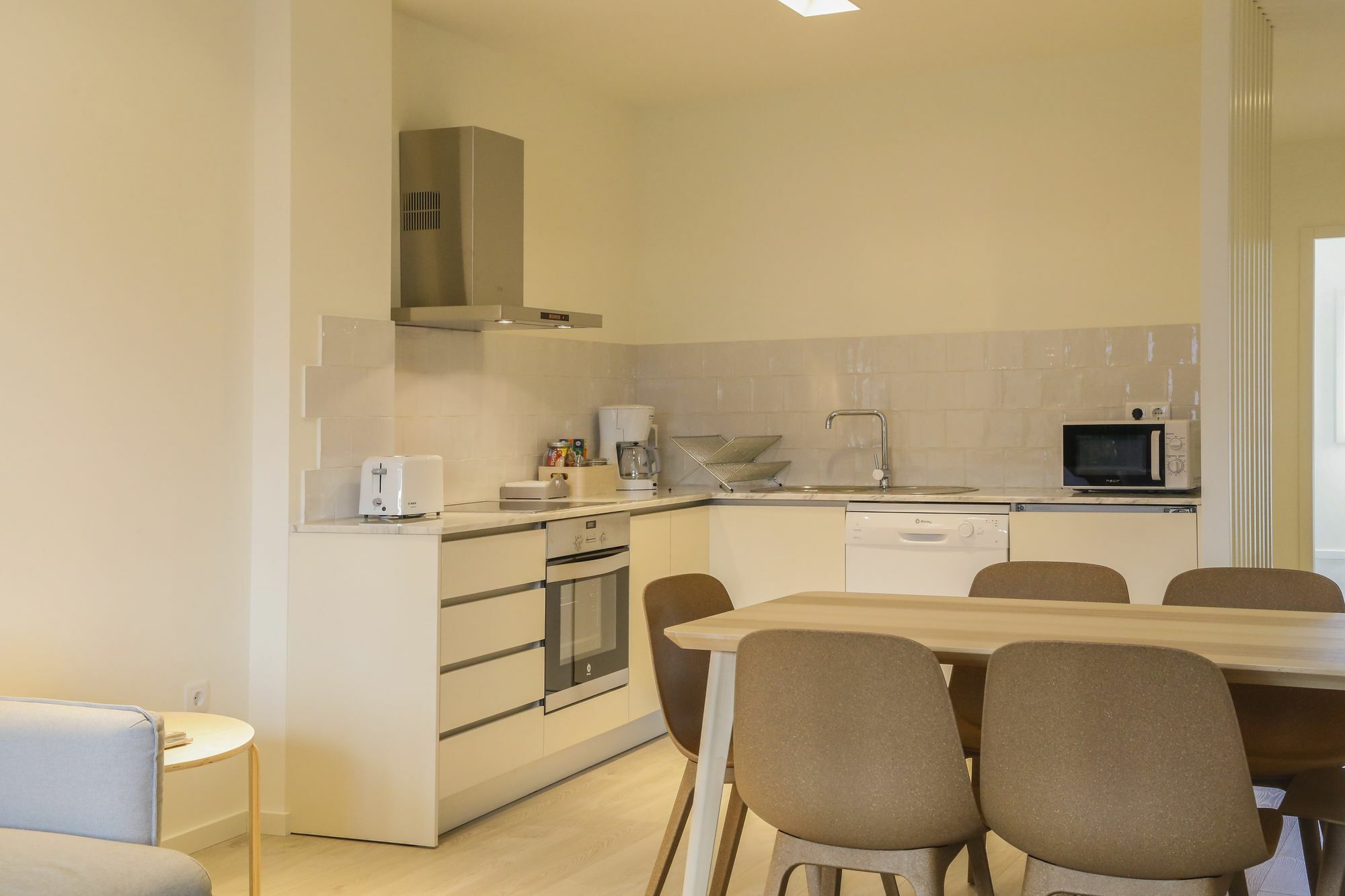 Spot Family Apartments Порту Экстерьер фото