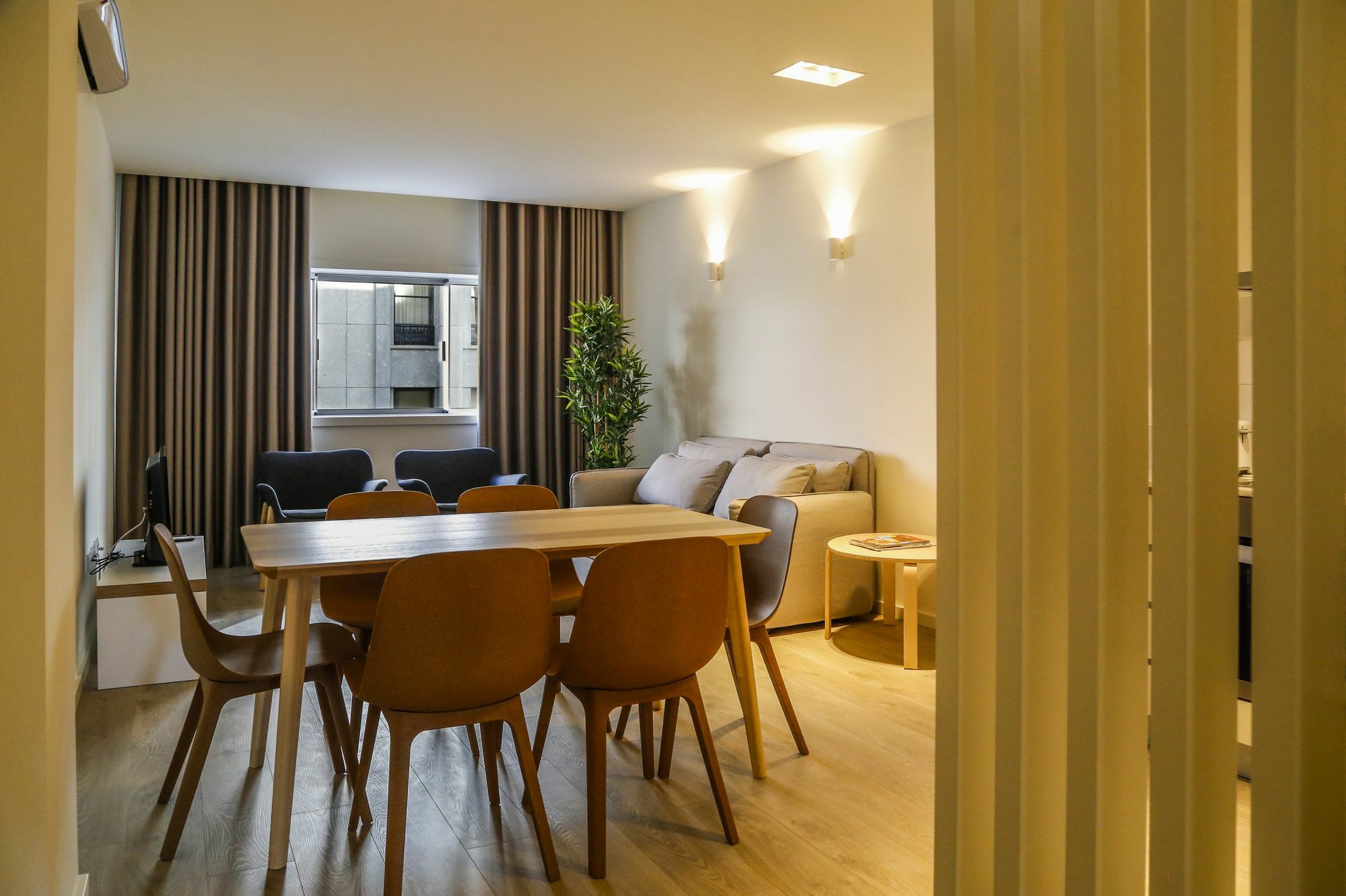 Spot Family Apartments Порту Экстерьер фото